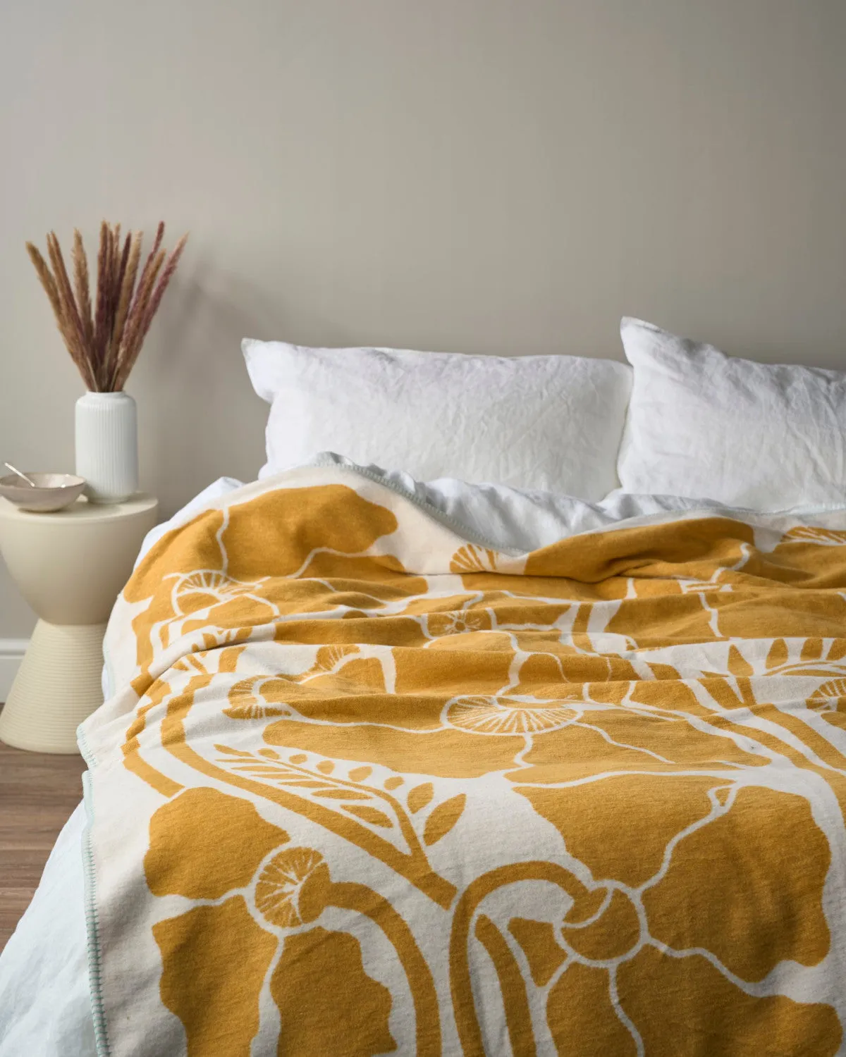 Cloud Cotton Blanket: Yellow Flowers