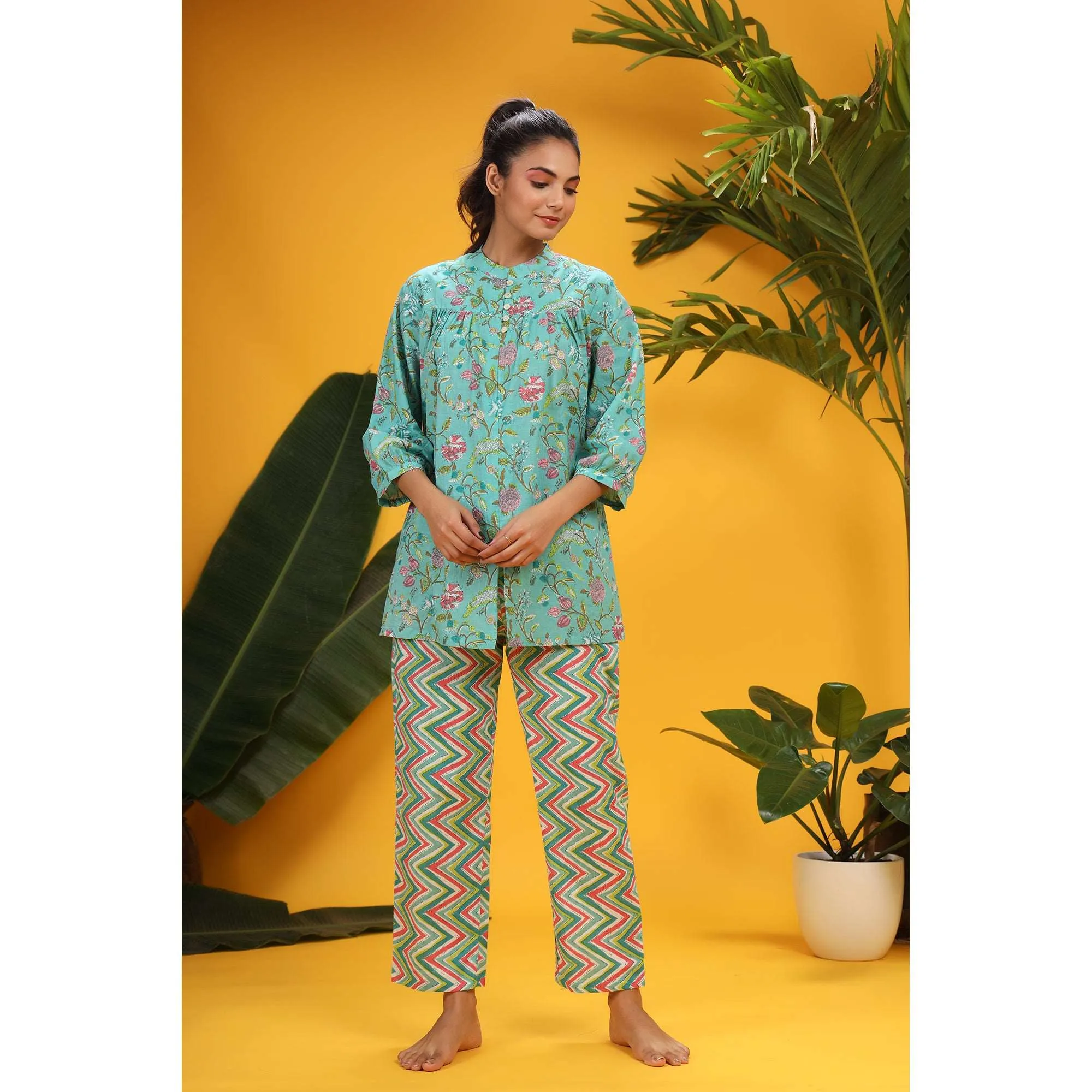 Floral Jaal On Blue Loungewear Top Set